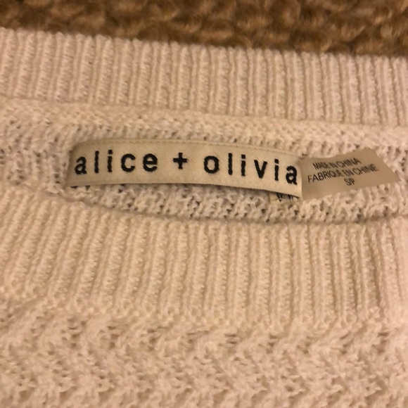 Alice & Olivia boxy and cropped white sweater - Picture 2 of 5